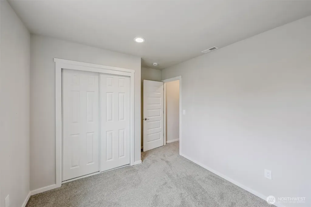 934 E 61st Tacoma WA 98408