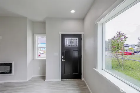 934 E 61st Tacoma WA 98408