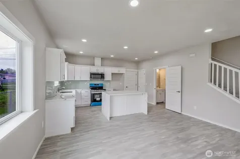 934 E 61st Tacoma WA 98408