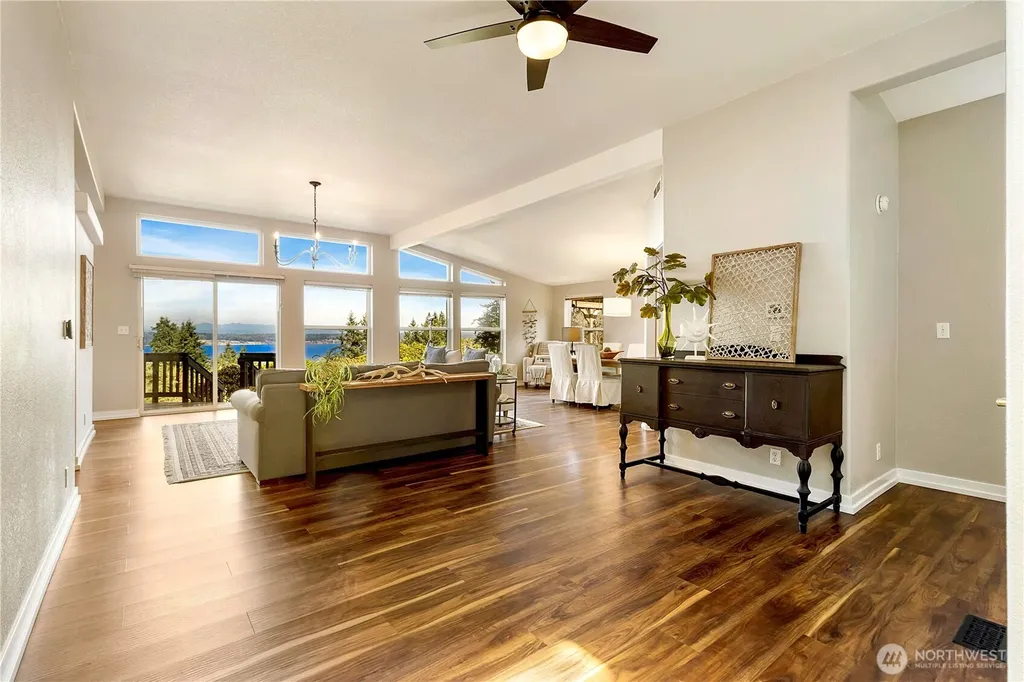 3834 Passage View Lane Langley WA 98260