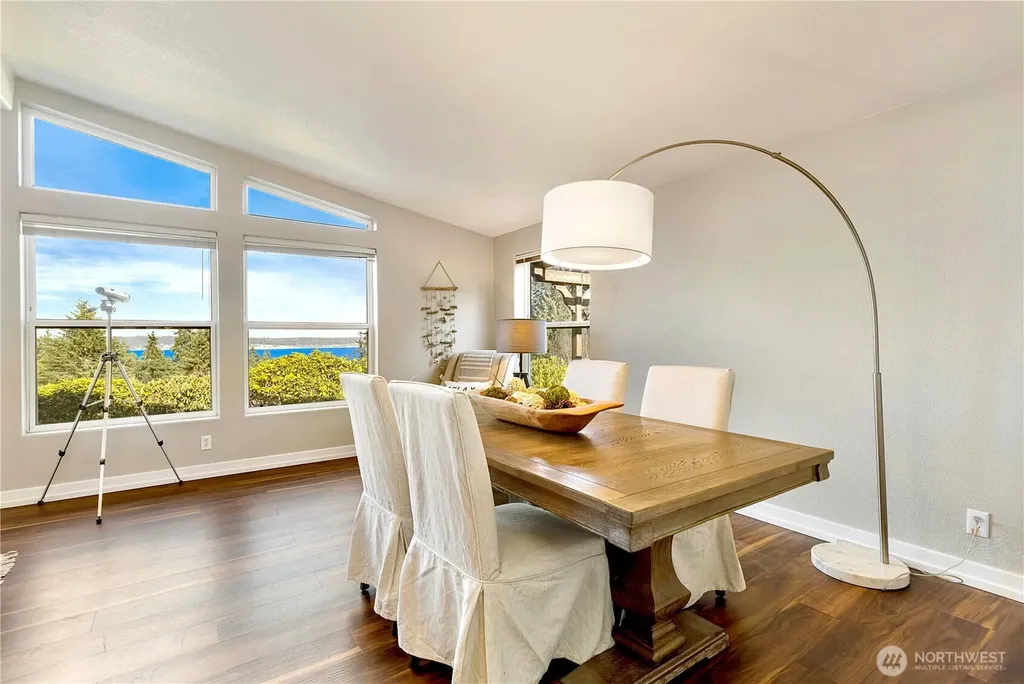 3834 Passage View Lane Langley WA 98260