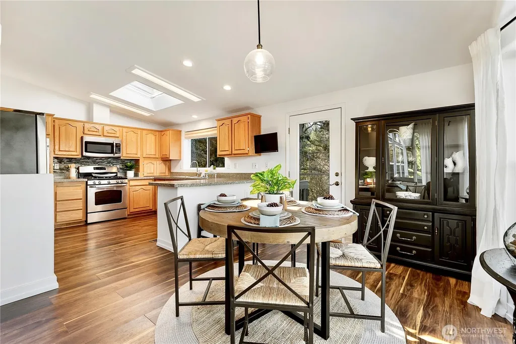3834 Passage View Lane Langley WA 98260