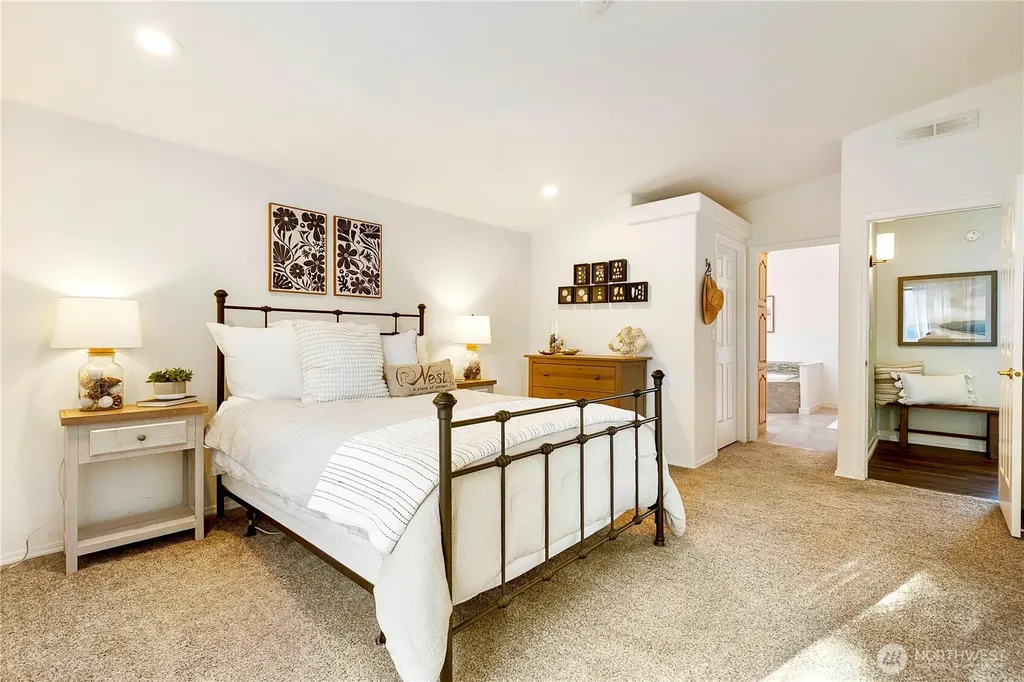 3834 Passage View Lane Langley WA 98260