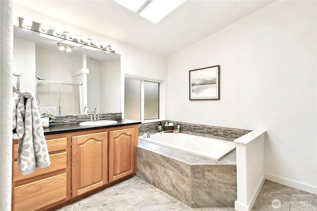 3834 Passage View Lane Langley WA 98260