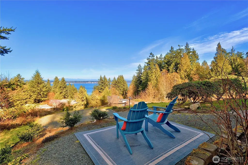 3834 Passage View Lane Langley WA 98260