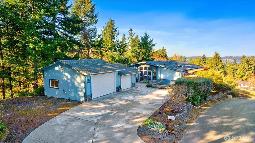 3834 Passage View Lane Langley WA 98260