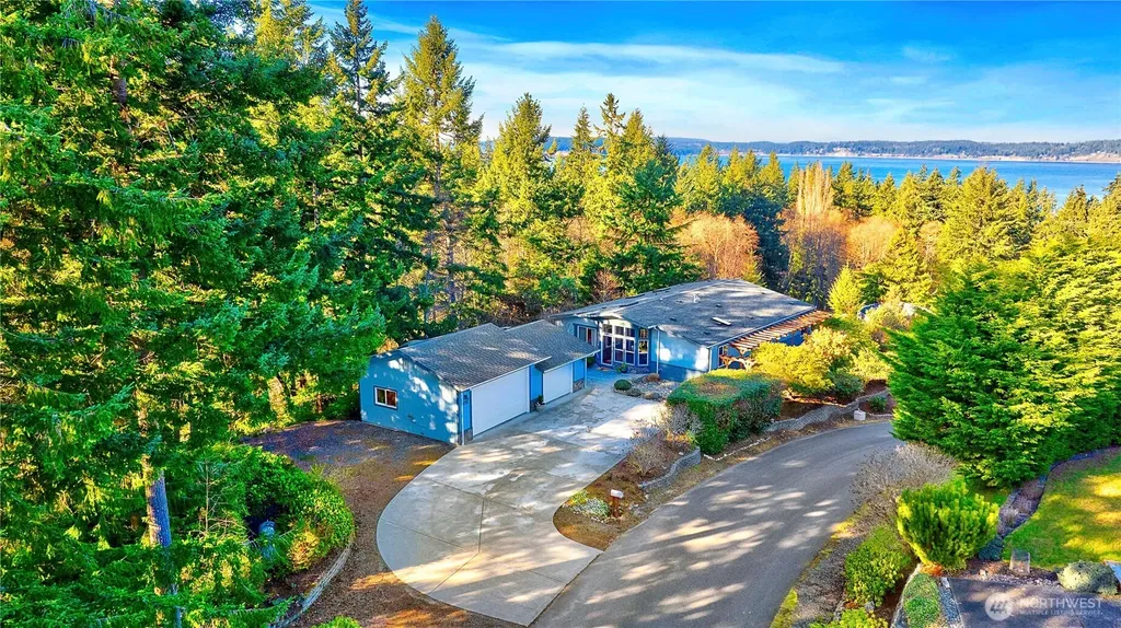 3834 Passage View Lane Langley WA 98260