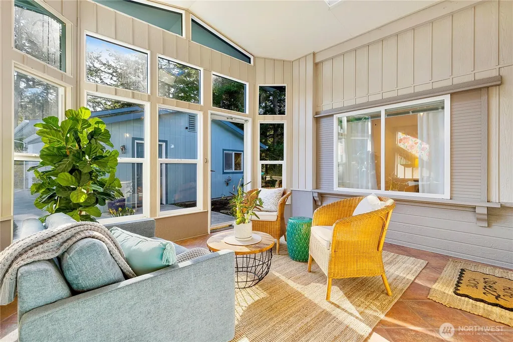 3834 Passage View Lane Langley WA 98260