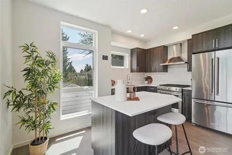 9032 14th Avenue NW Seattle WA 98117