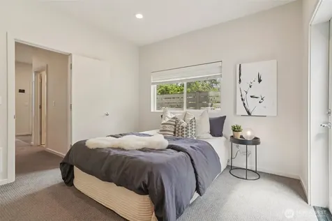 9032 14th Avenue NW Seattle WA 98117