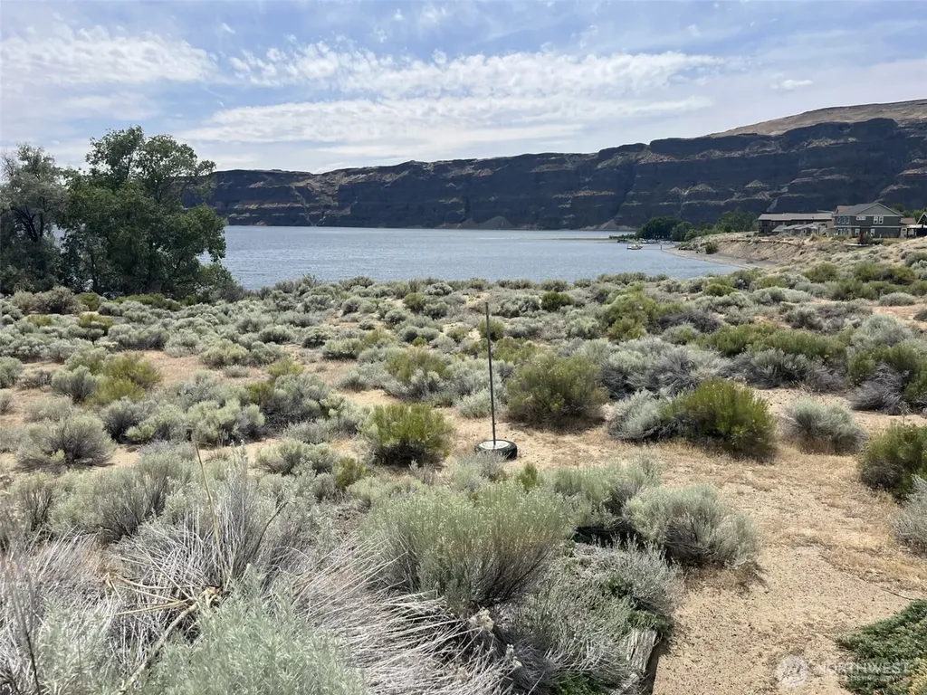 1046 S Section Place Quincy WA 98848