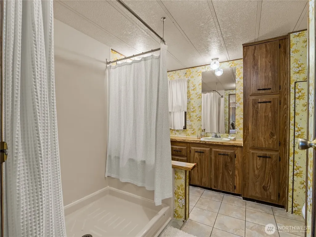 2500 S 370th Street Federal Way WA 98003