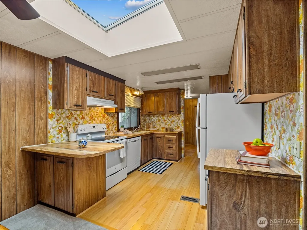 2500 S 370th Street Federal Way WA 98003