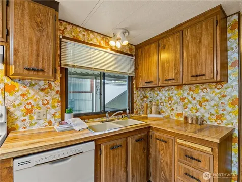 2500 S 370th Street Federal Way WA 98003