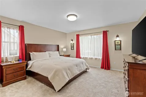 2372 S 284th Court Federal Way WA 98003