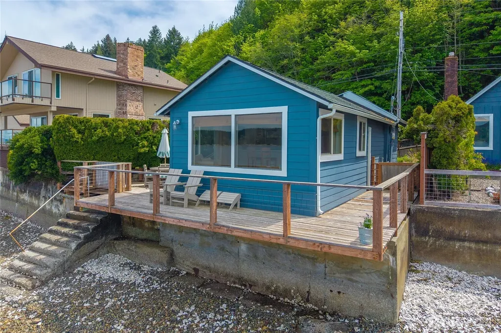 14101 E State Route 106 Belfair WA 98528