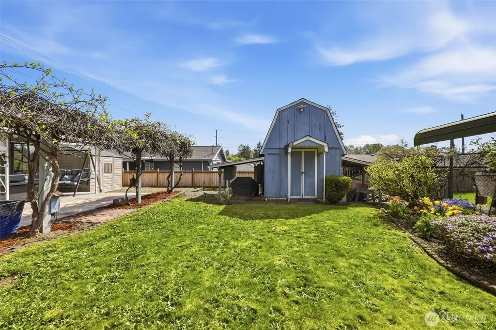 614 E 84th Street Tacoma WA 98445