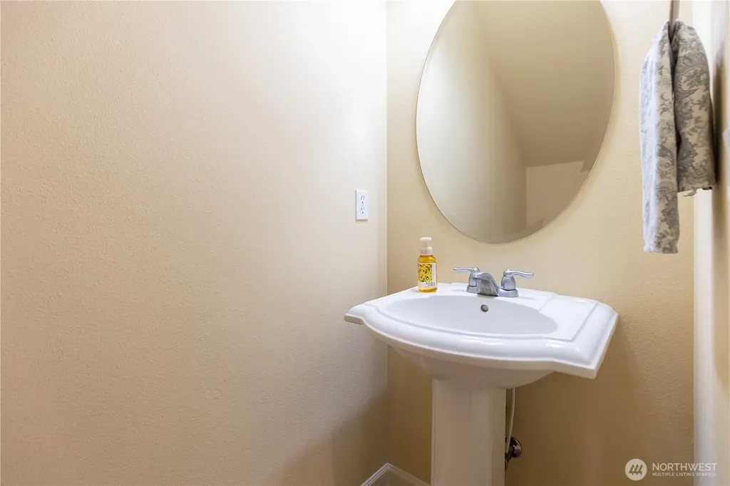 4959 Balustrade Boulevard SE Lacey WA 98513