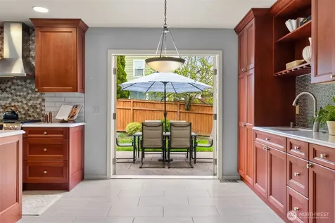 33026 19th Court SW Federal Way WA 98023