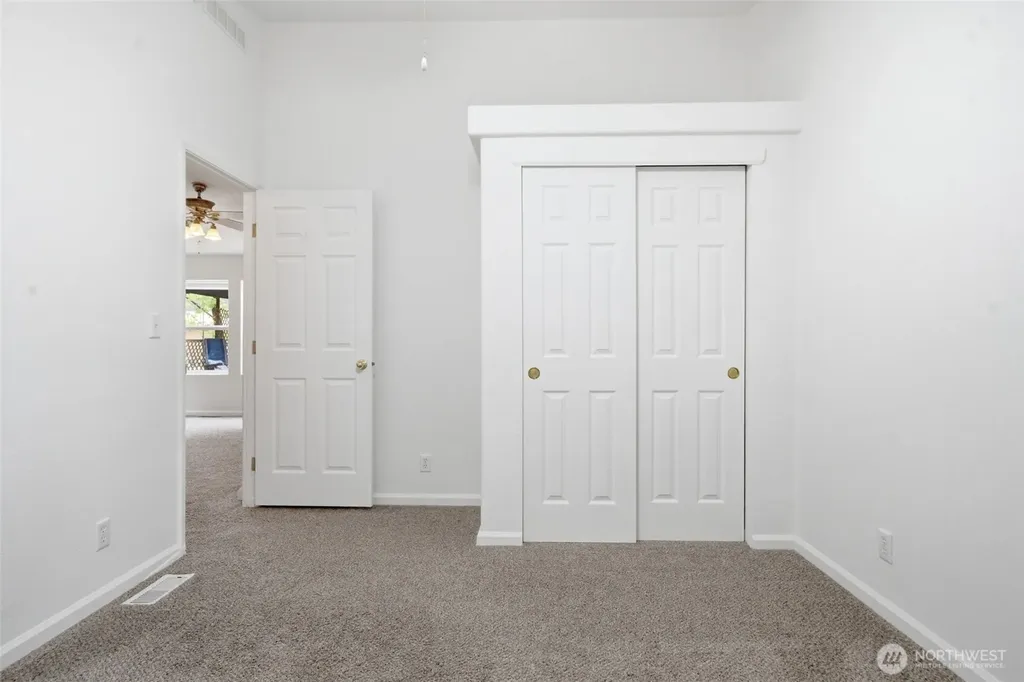 71 E Richardson Road Belfair WA 98528