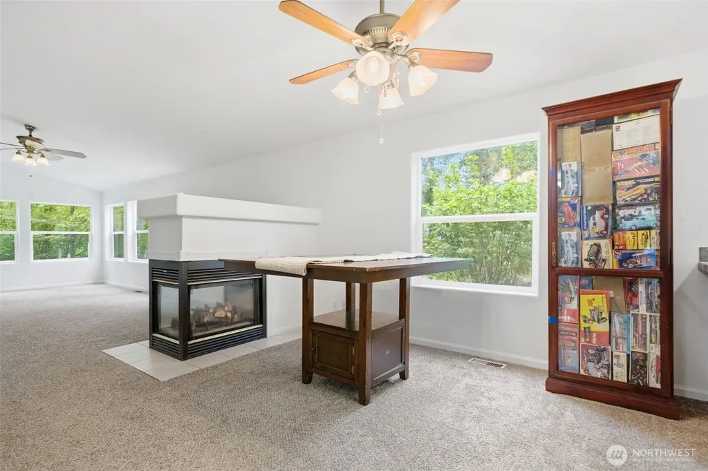 71 E Richardson Road Belfair WA 98528