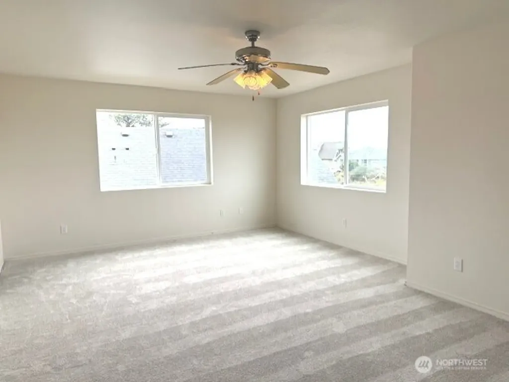 1286 Fleetwood Avenue SW Ocean Shores WA 98569