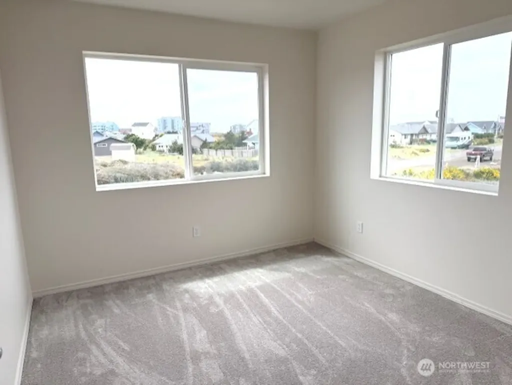1286 Fleetwood Avenue SW Ocean Shores WA 98569