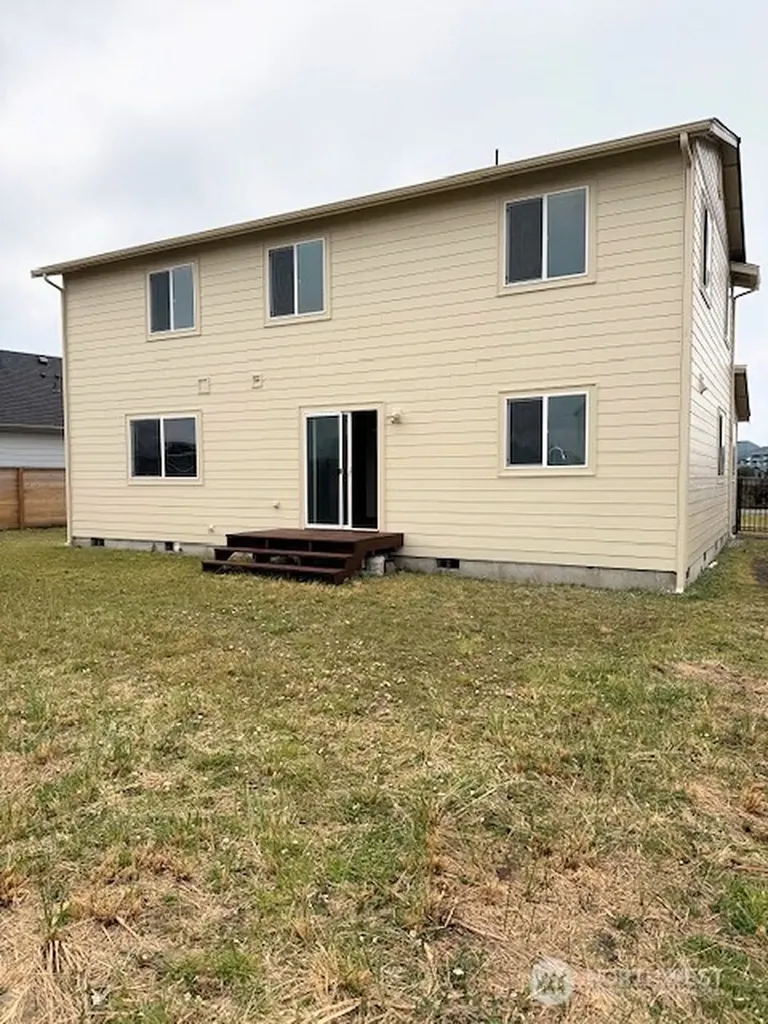 1286 Fleetwood Avenue SW Ocean Shores WA 98569