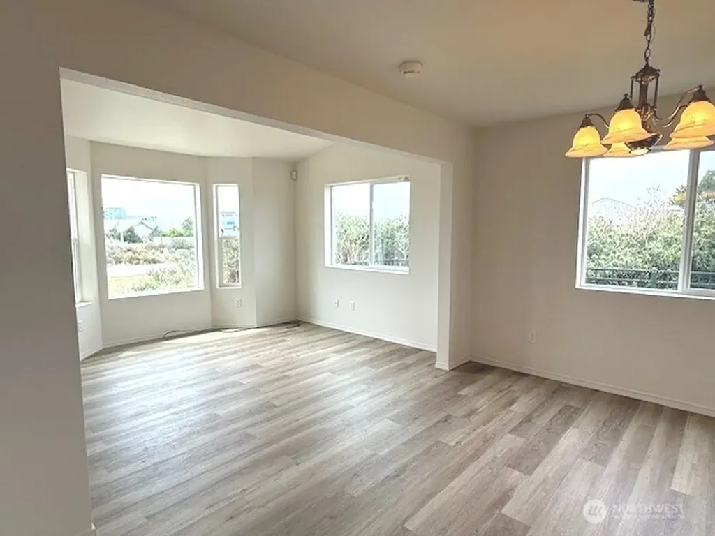 1286 Fleetwood Avenue SW Ocean Shores WA 98569