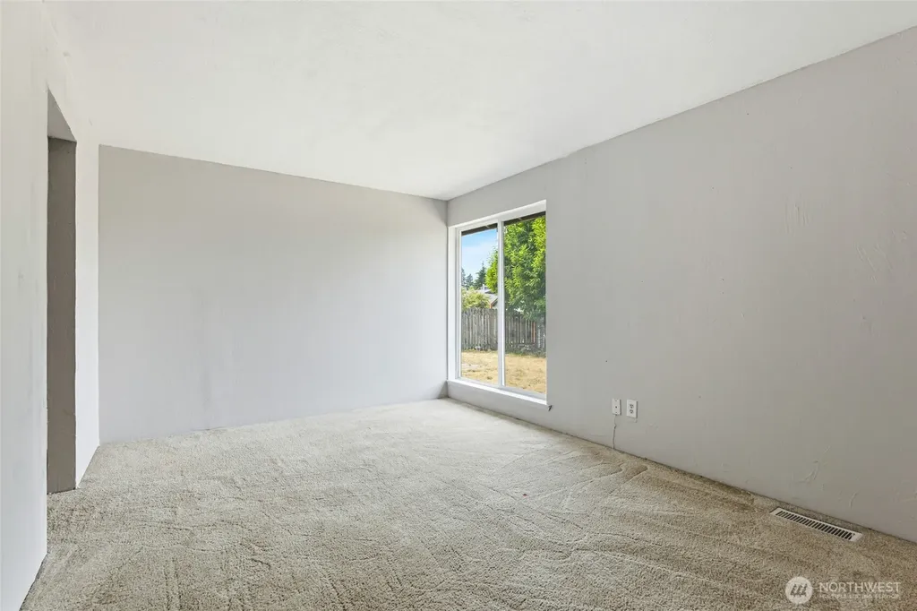 2735 26th Street SE Auburn WA 98002