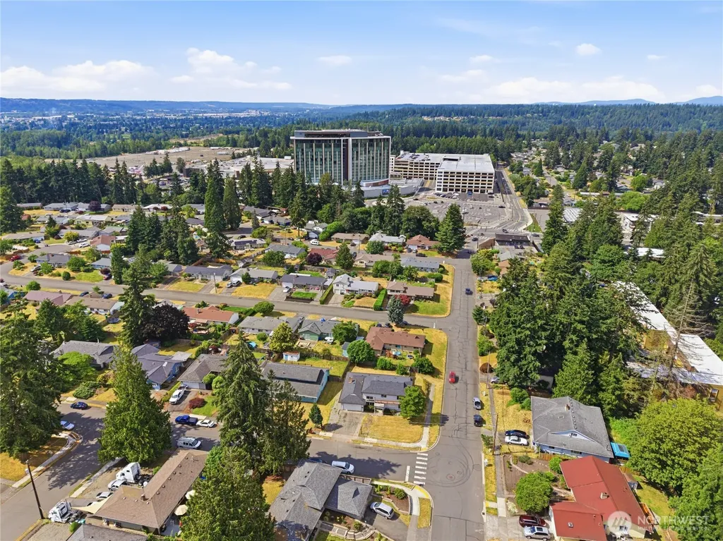 2735 26th Street SE Auburn WA 98002