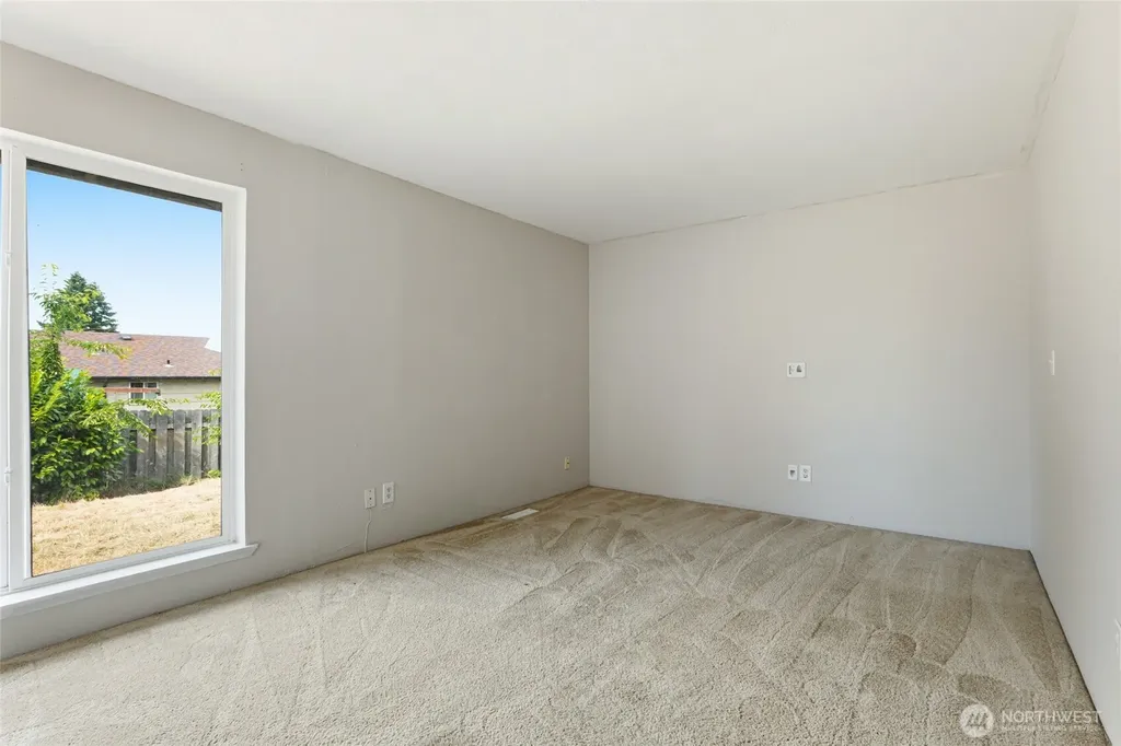 2735 26th Street SE Auburn WA 98002
