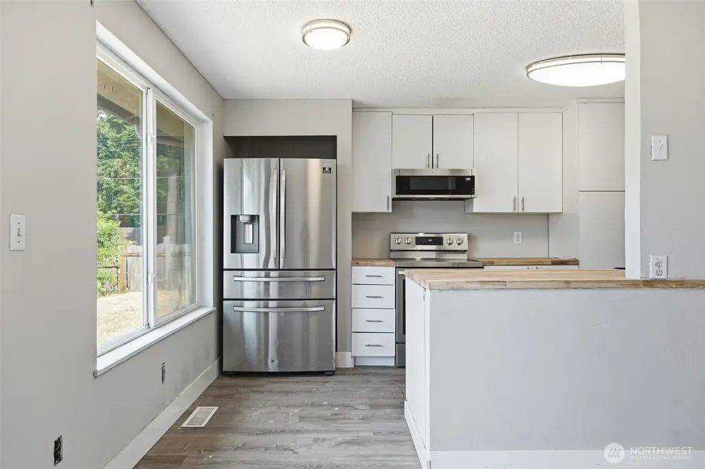 2735 26th Street SE Auburn WA 98002