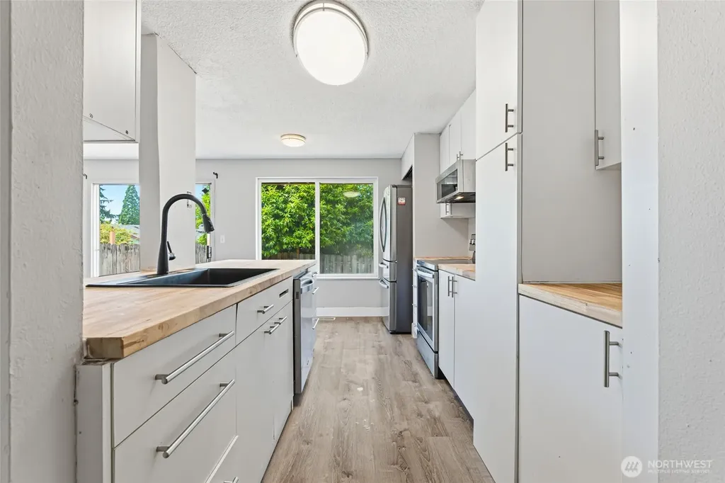 2735 26th Street SE Auburn WA 98002