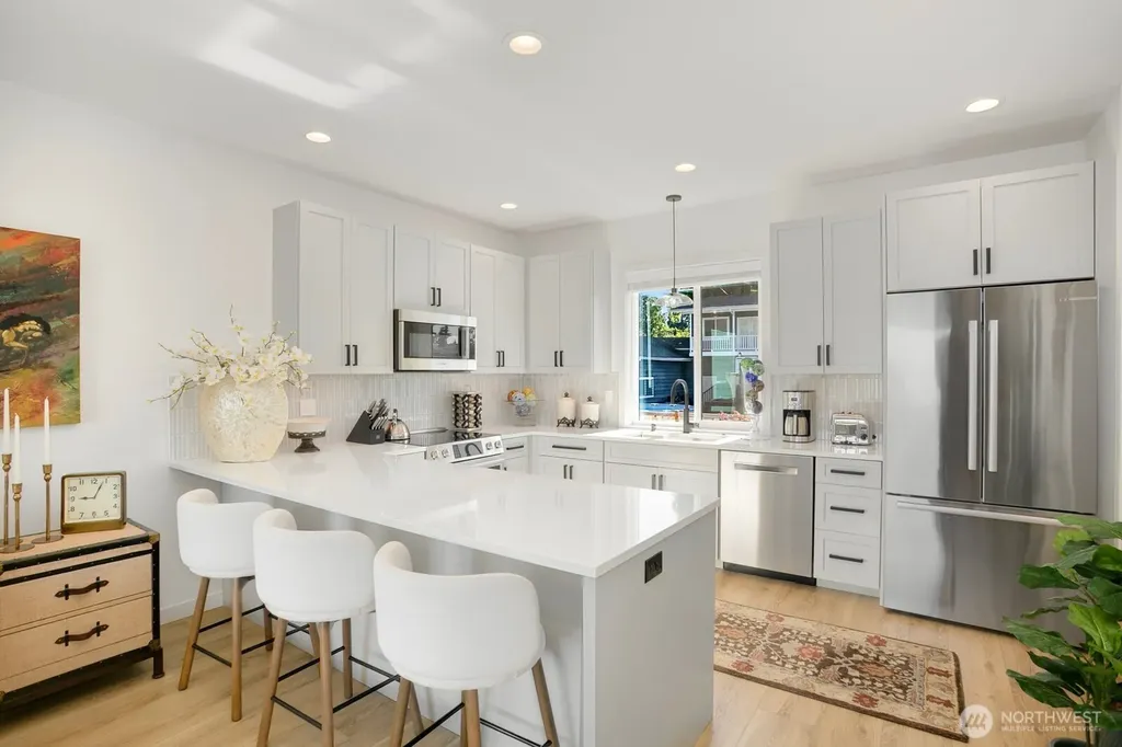 12734 7th Avenue NW Seattle WA 98177
