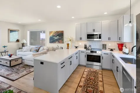 12734 7th Avenue NW Seattle WA 98177