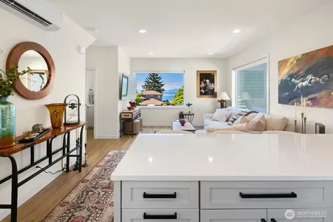 12734 7th Avenue NW Seattle WA 98177