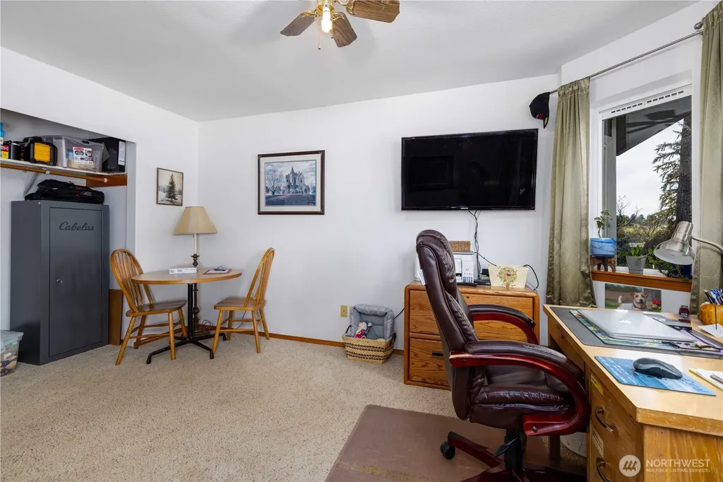 291 E Midway Lane Shelton WA 98584