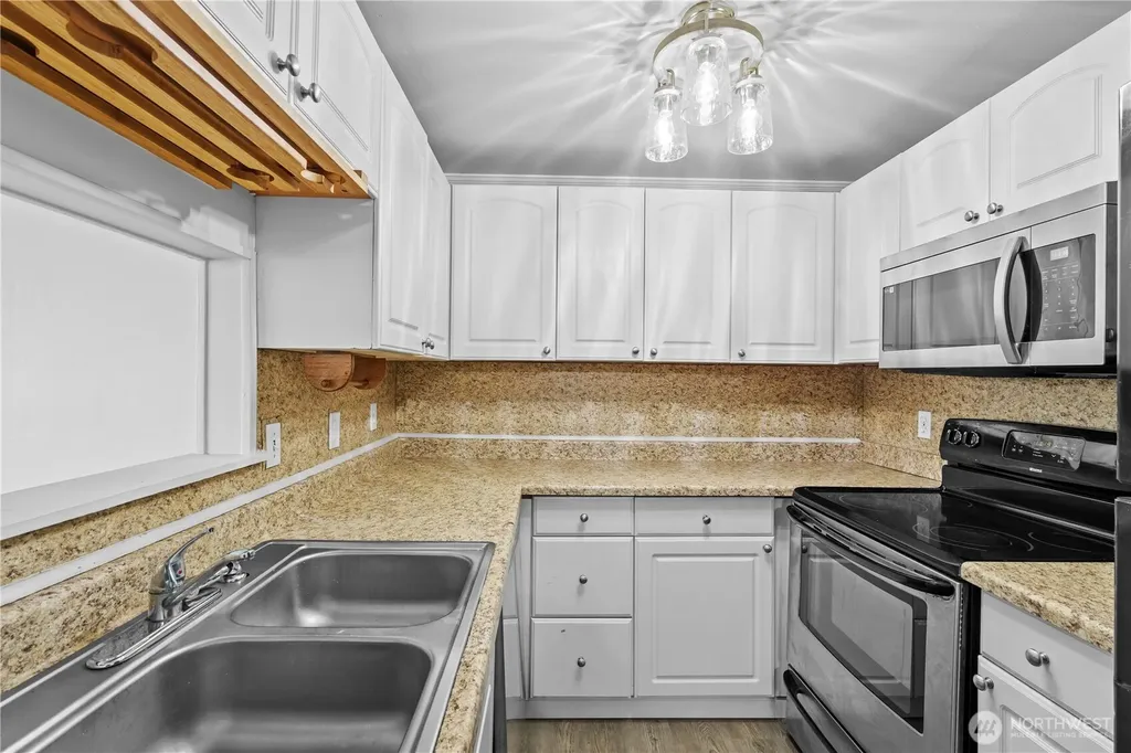 3236 Phillips Avenue Bremerton WA 98310