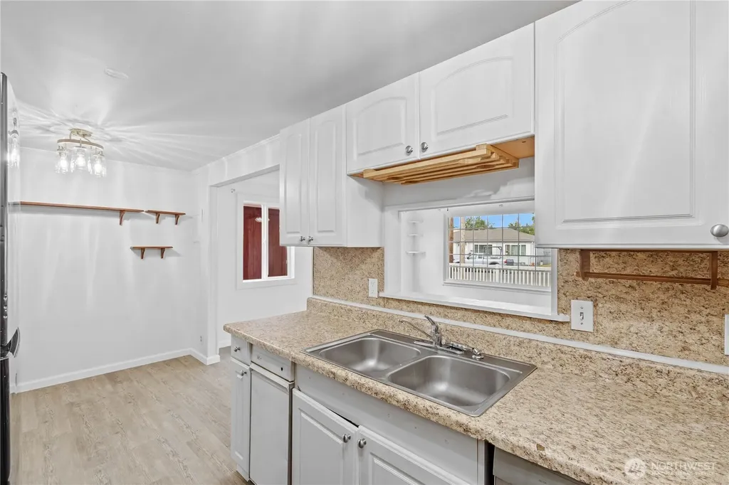 3236 Phillips Avenue Bremerton WA 98310