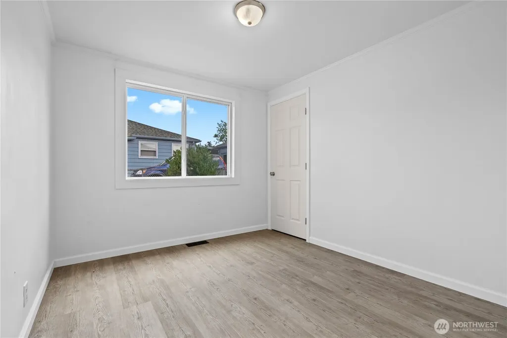 3236 Phillips Avenue Bremerton WA 98310