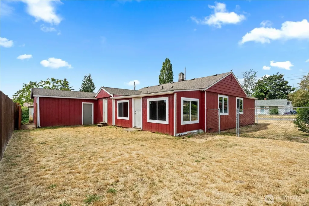 3236 Phillips Avenue Bremerton WA 98310