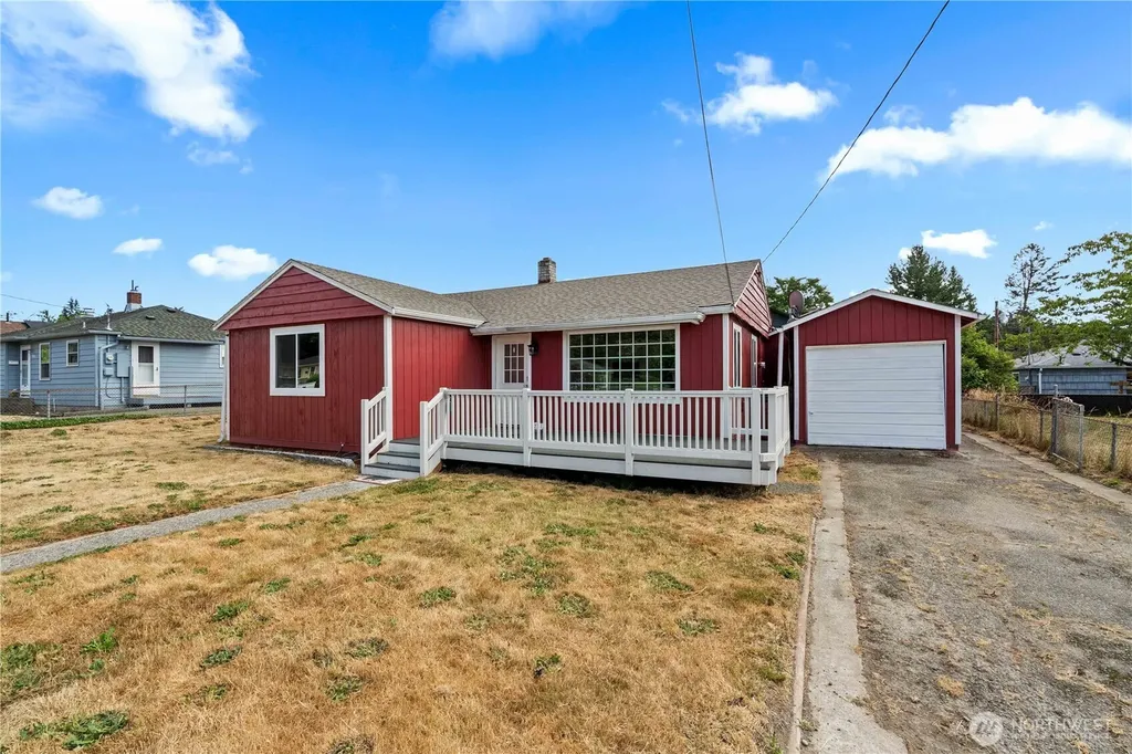 3236 Phillips Avenue Bremerton WA 98310