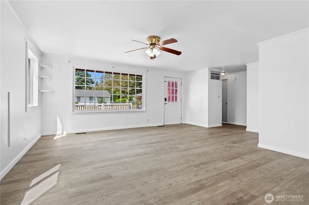 3236 Phillips Avenue Bremerton WA 98310