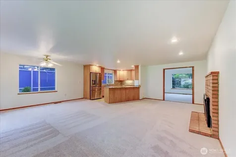 20426 Dayton Avenue N Shoreline WA 98133
