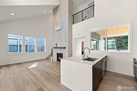 10215 135th Circle NE Kirkland WA 98033
