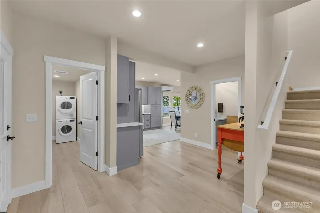 1273 Beach Drive E Port Orchard WA 98366