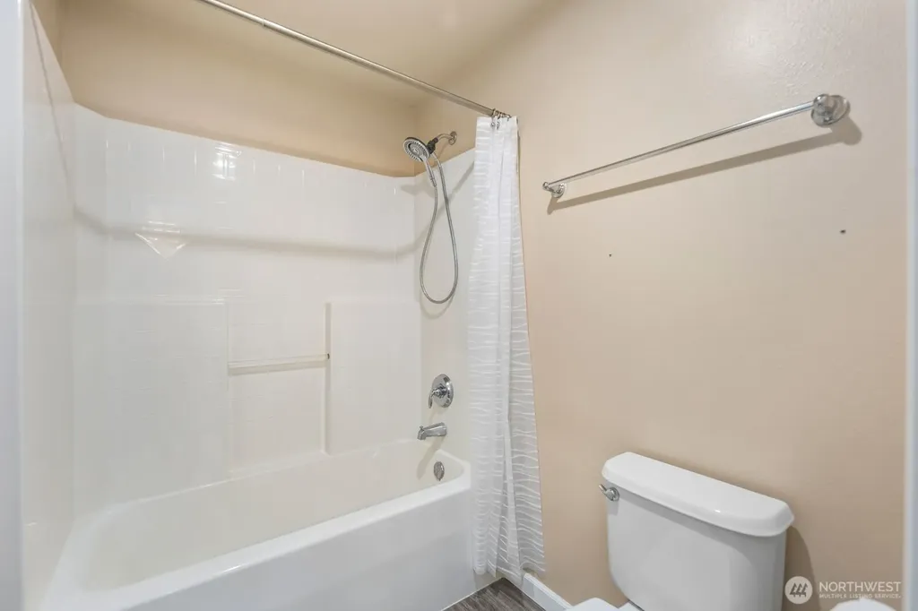 33707 Sr 507 S Roy WA 98580