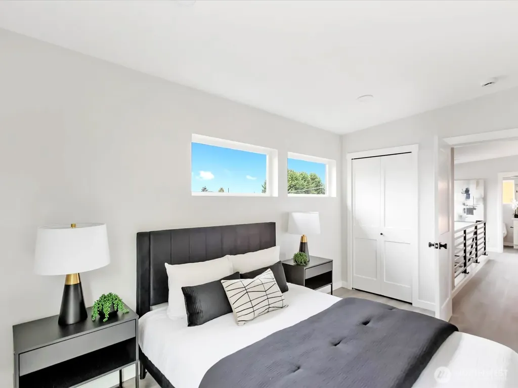 6025 47th Avenue S Seattle WA 98118