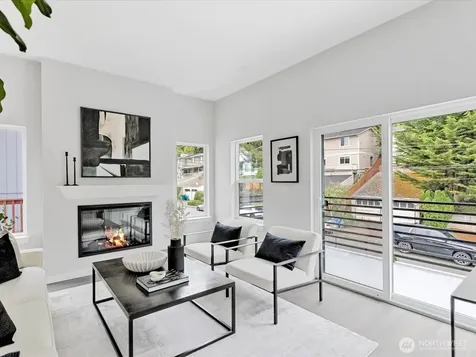 6025 47th Avenue S Seattle WA 98118